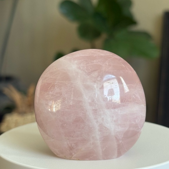 Rose Quartz Rounded Crystal Freeform - Picture 5 of 10